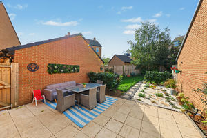 Comley Crescent